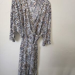 Catherines Animal Print V-Neck Dress Size 3x NWT